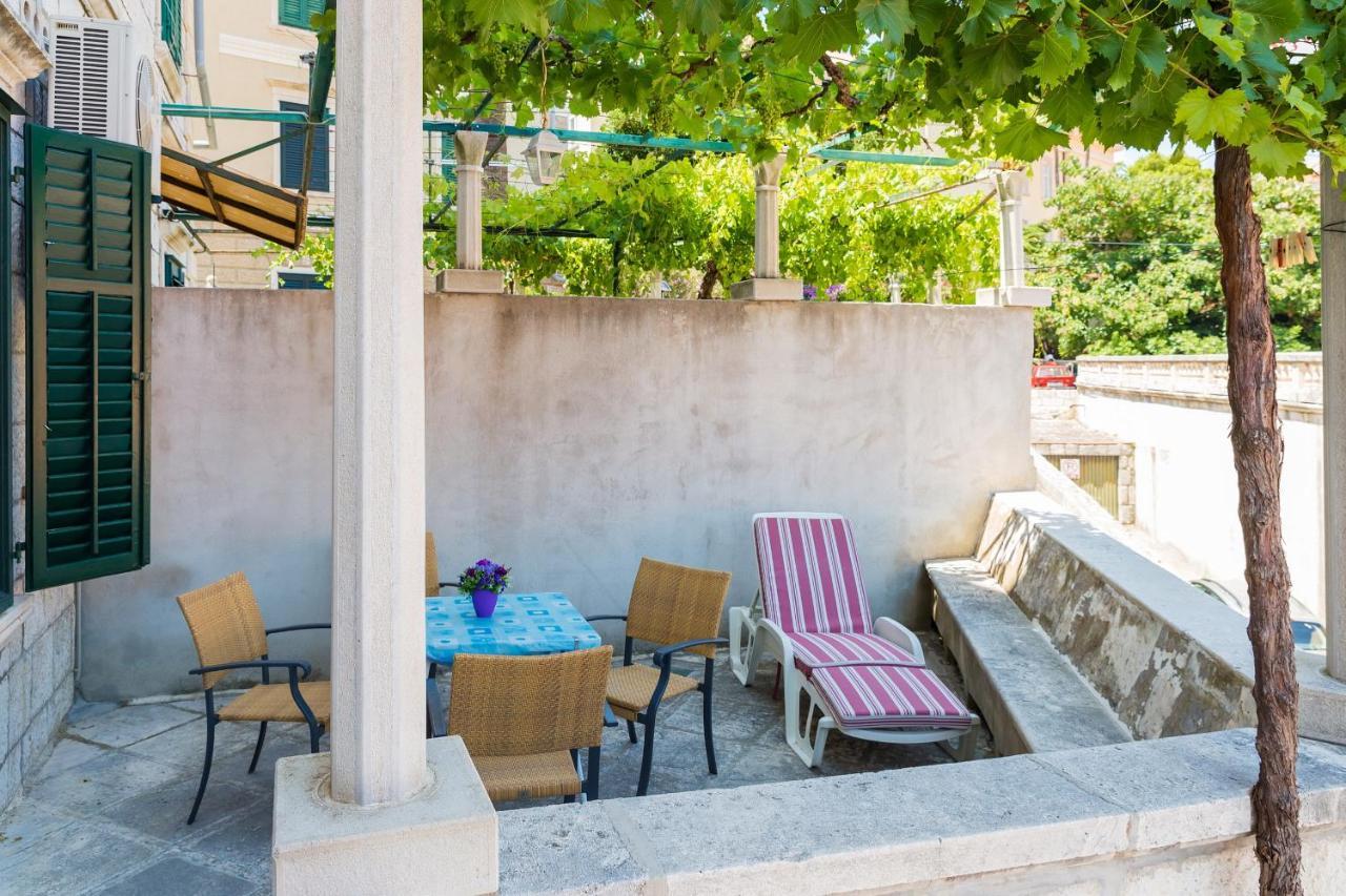 Apartment& Room Lukre / Apartment Lukre With Terrace Dubrovnik Eksteriør bilde